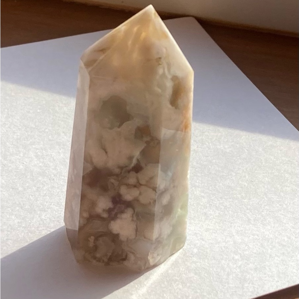 Flower agate tower - Picture 7 of 7